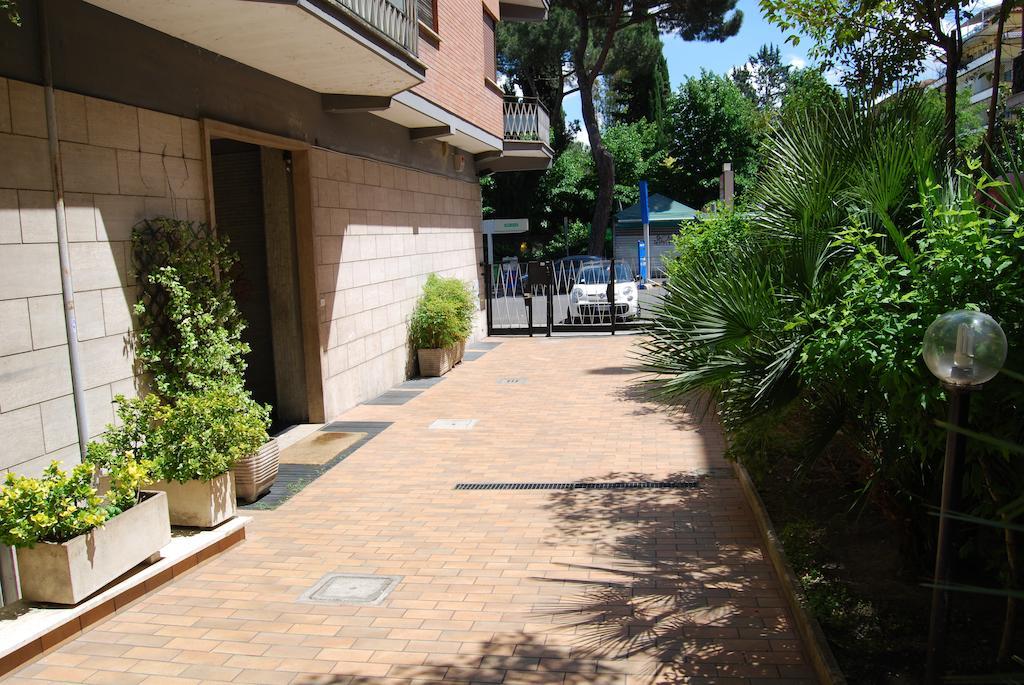 Bed and Breakfast Residenza Flaminia à Rome Extérieur photo